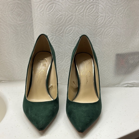 Jessica Simpson Green Suede Heels with Gold Accents - Picture 1 of 4
